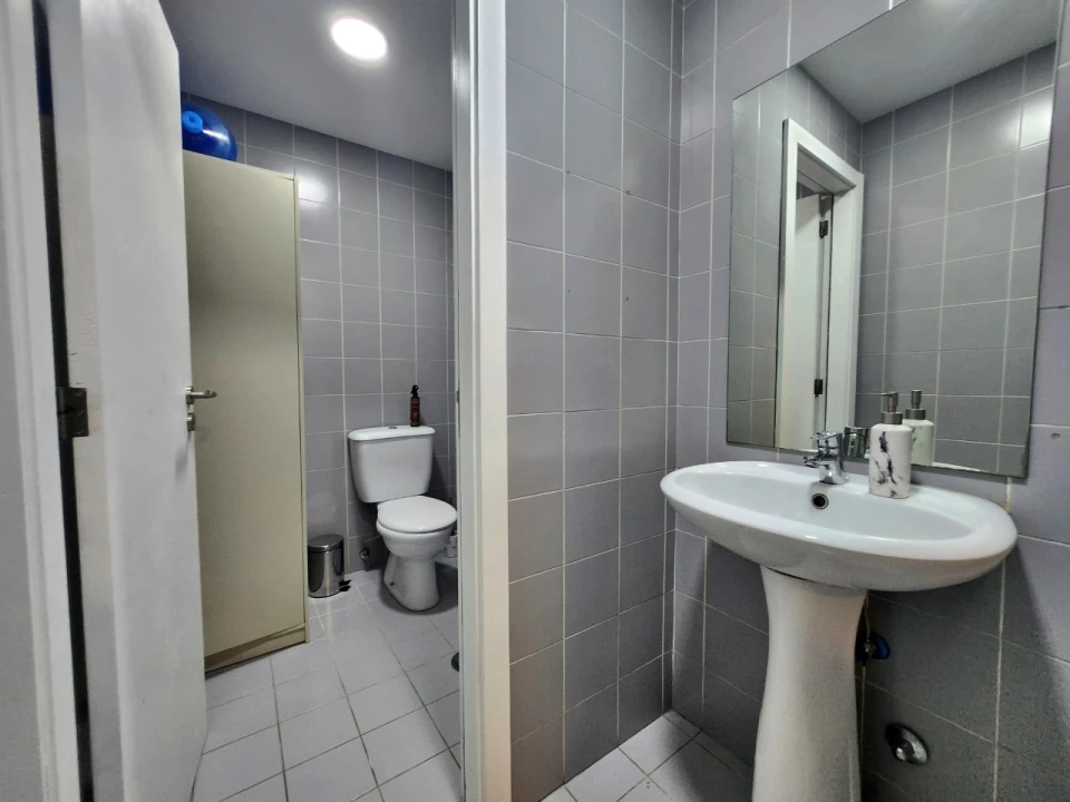 Loja para Arrendamento em Cidade da Maia Foto 7