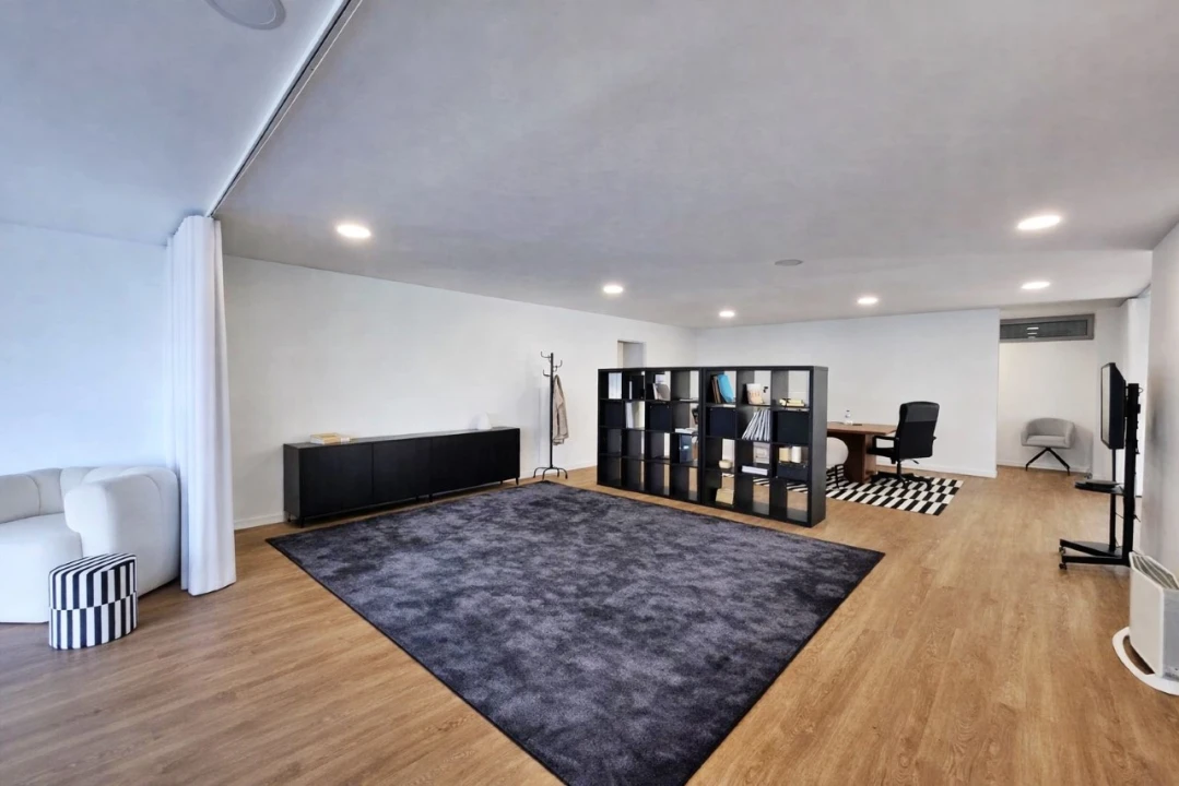 Loja para Arrendamento em Cidade da Maia Foto 2