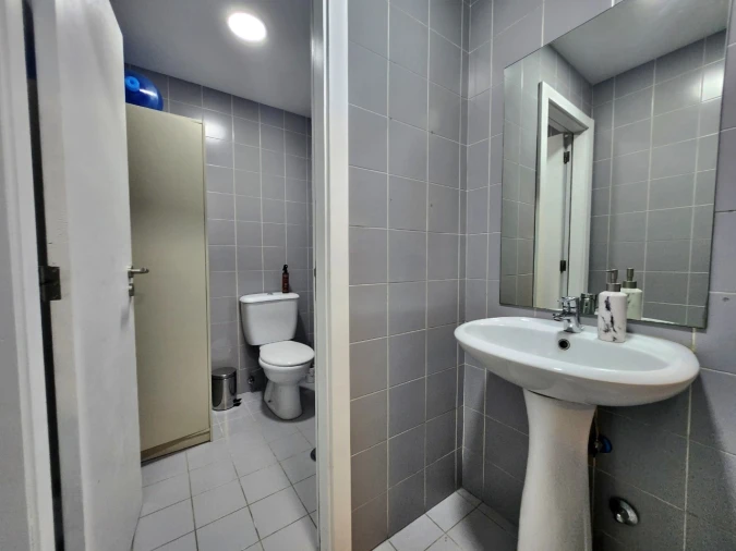 Loja para Arrendamento em Cidade da Maia Foto 7