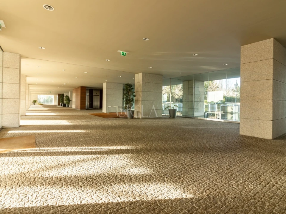 Apartamento T4 para Venda em Santa Marinha e São Pedro da Afurada Foto 7