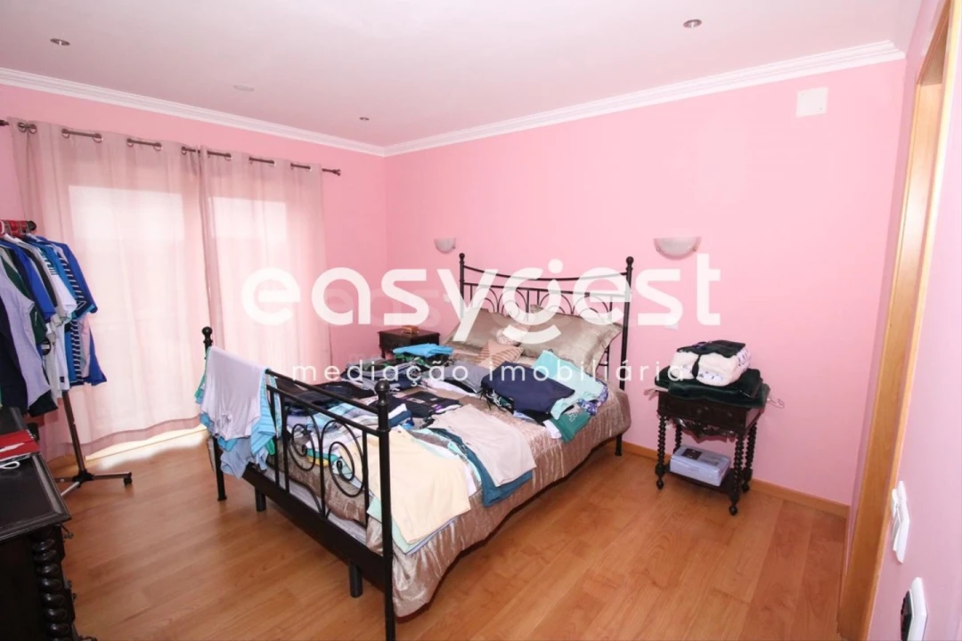 Moradia T4 para Venda em Tornada e Salir do Porto Foto 10