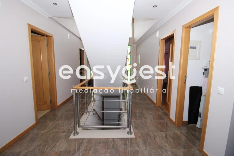 Moradia T4 para Venda em Tornada e Salir do Porto Foto 9