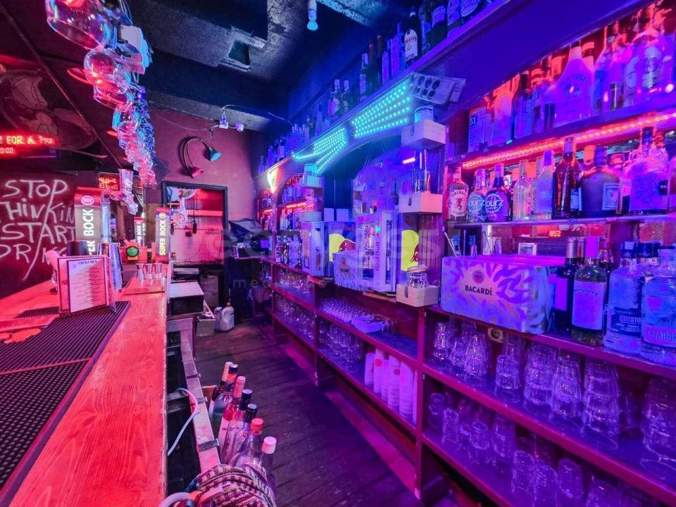 Negócio para Venda em Lagos (São Sebastião e Santa Maria) Foto 13