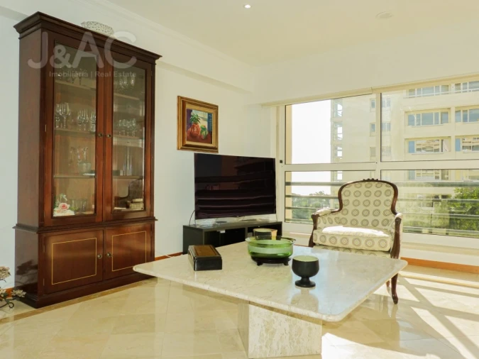 Apartamento T2 para Arrendamento em Cascais e Estoril Foto 3