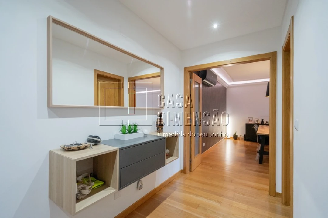 Apartamento T2 para Venda em Carnaxide e Queijas Foto 3