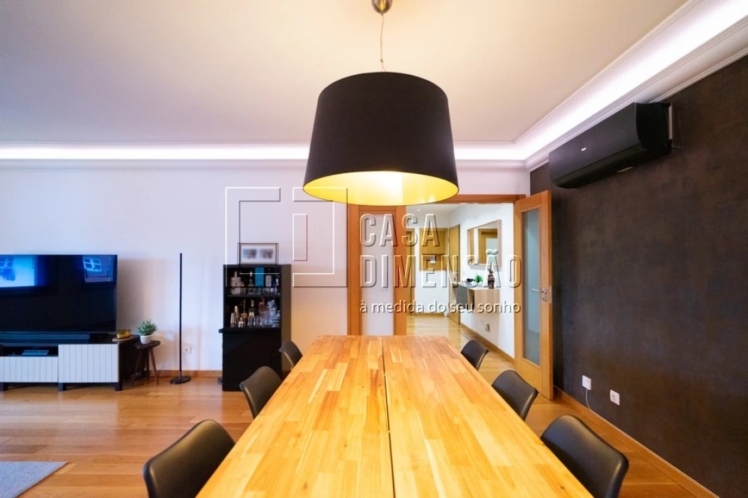 Apartamento T2 para Venda em Carnaxide e Queijas Foto 10