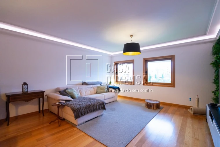 Apartamento T2 para Venda em Carnaxide e Queijas Foto 16