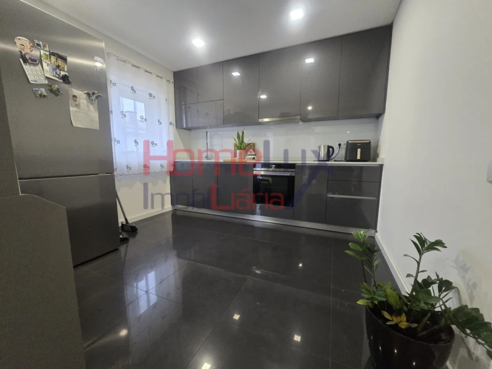 Moradia T3 para Venda em Campo e Sobrado Foto 6