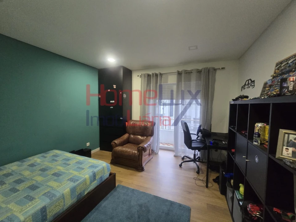 Moradia T3 para Venda em Campo e Sobrado Foto 19