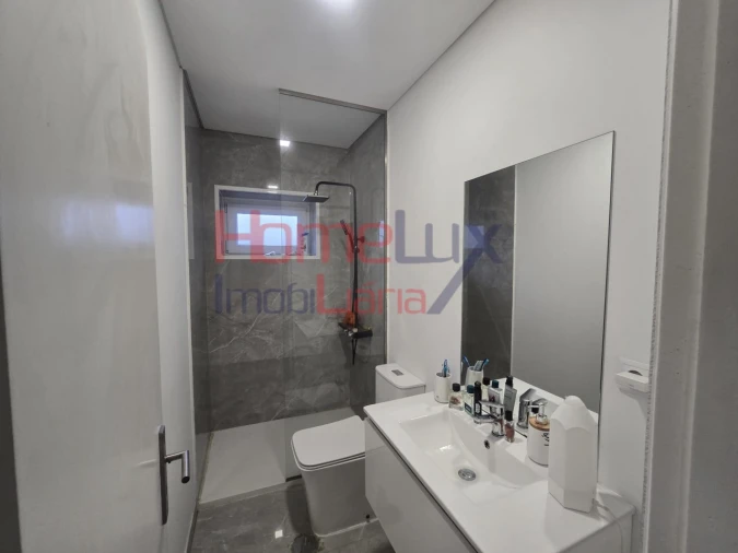 Moradia T3 para Venda em Campo e Sobrado Foto 29