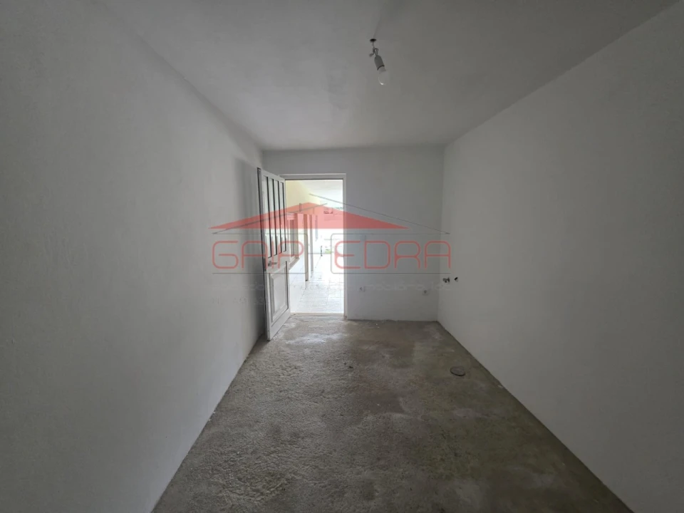 Moradia T3 para Venda em Abragão Foto 21