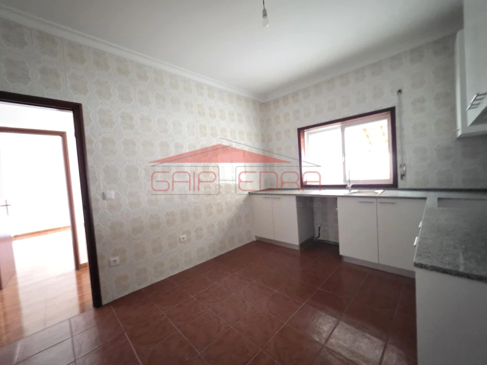 Moradia T3 para Venda em Abragão Foto 7