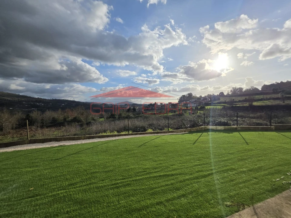 Moradia T3 para Venda em Abragão Foto 22