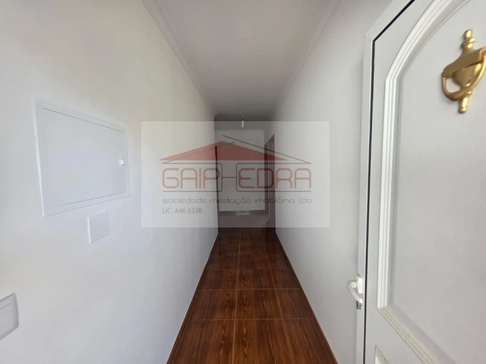 Moradia T3 para Venda em Abragão Foto 15