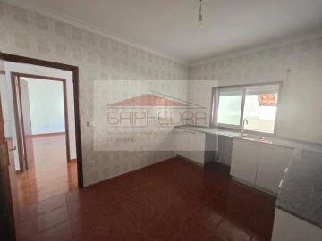 Moradia T3 para Venda em Abragão