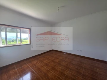 Moradia T3 para Venda em Abragão