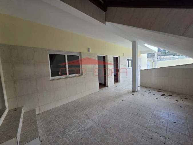 Moradia T3 para Venda em Abragão Foto 15