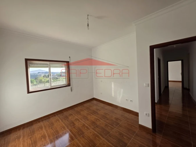 Moradia T3 para Venda em Abragão Foto 14