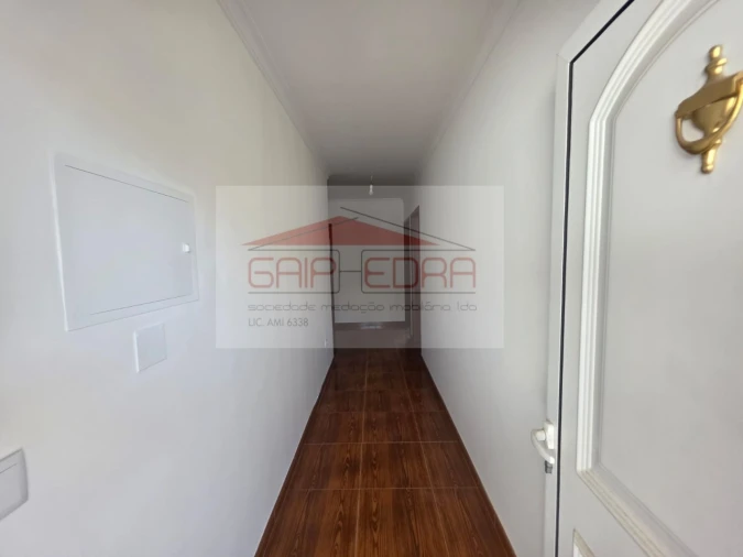 Moradia T3 para Venda em Abragão Foto 15