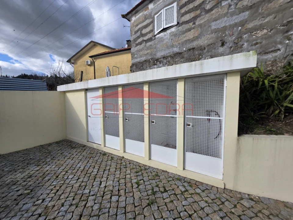 Moradia T2 para Venda em Abragão Foto 27