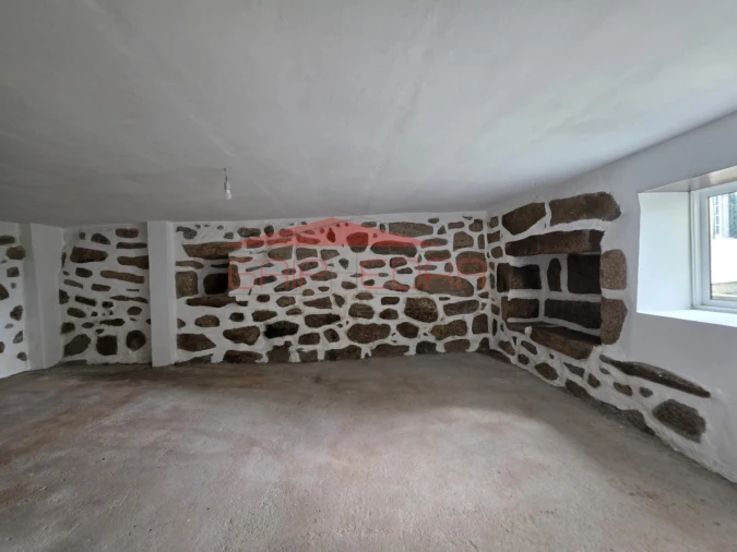 Moradia T2 para Venda em Abragão Foto 17