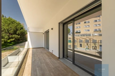 Apartamento T1 para Venda em Oeiras e São Julião da Barra, Paço de Arcos e Caxias