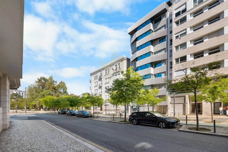 Apartamento T2 para Venda em Avenidas Novas Foto 23