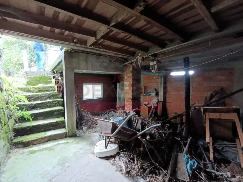 Moradia T2 para Venda em Castelões Foto 5