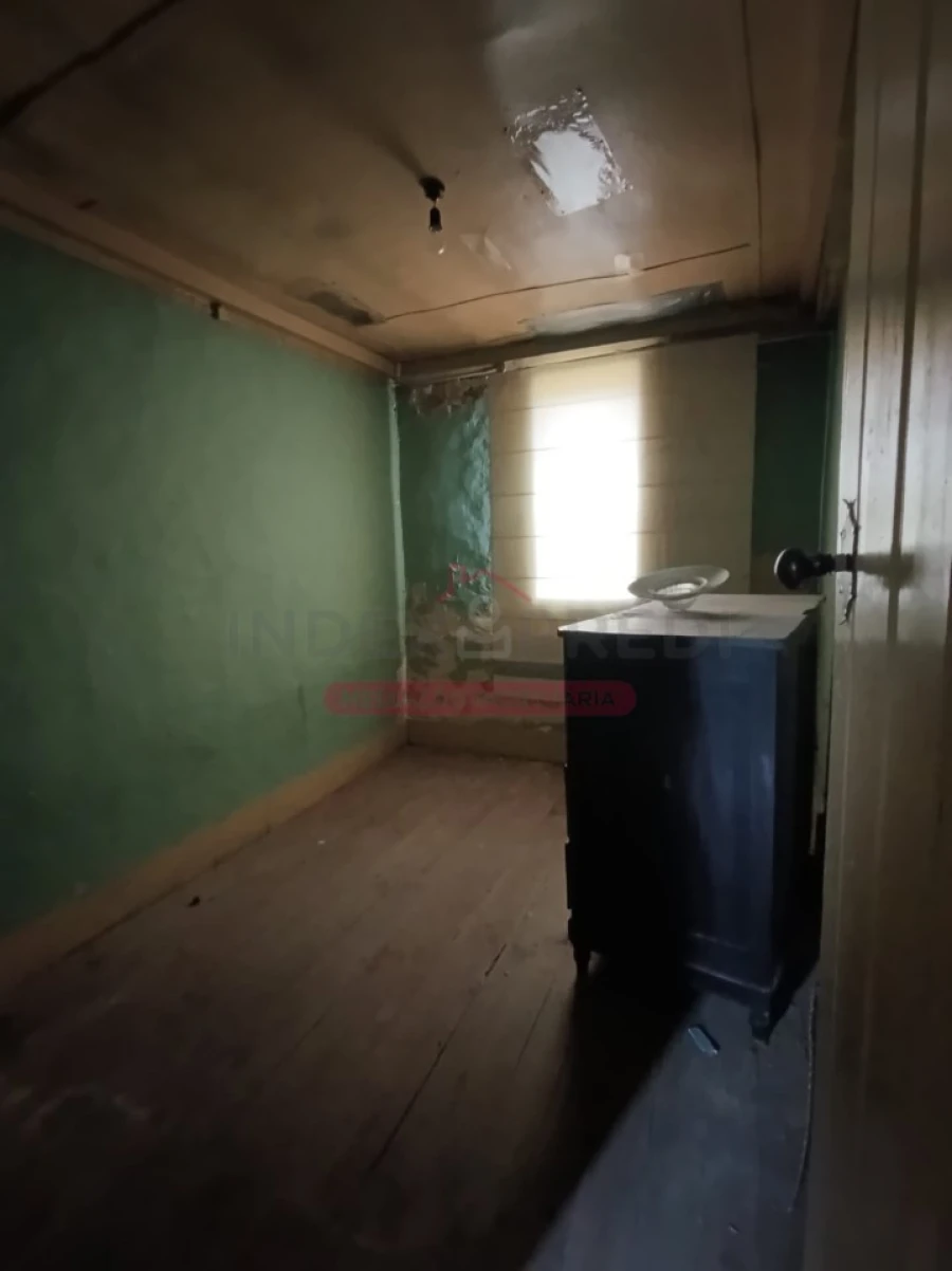 Moradia T2 para Venda em Castelões Foto 10