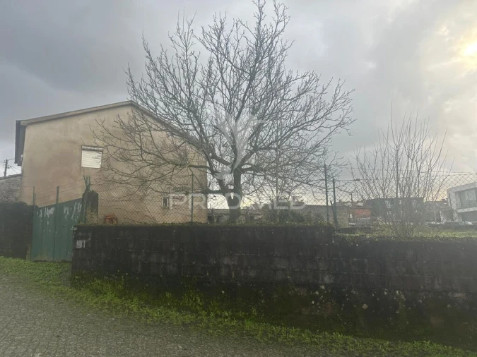 Moradia T3 para Venda em Merelim (São Paio), Panoias e Parada de Tibães Foto 1