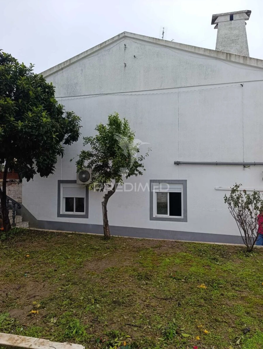 Moradia T4 para Venda em Barbacena e Vila Fernando Foto 16