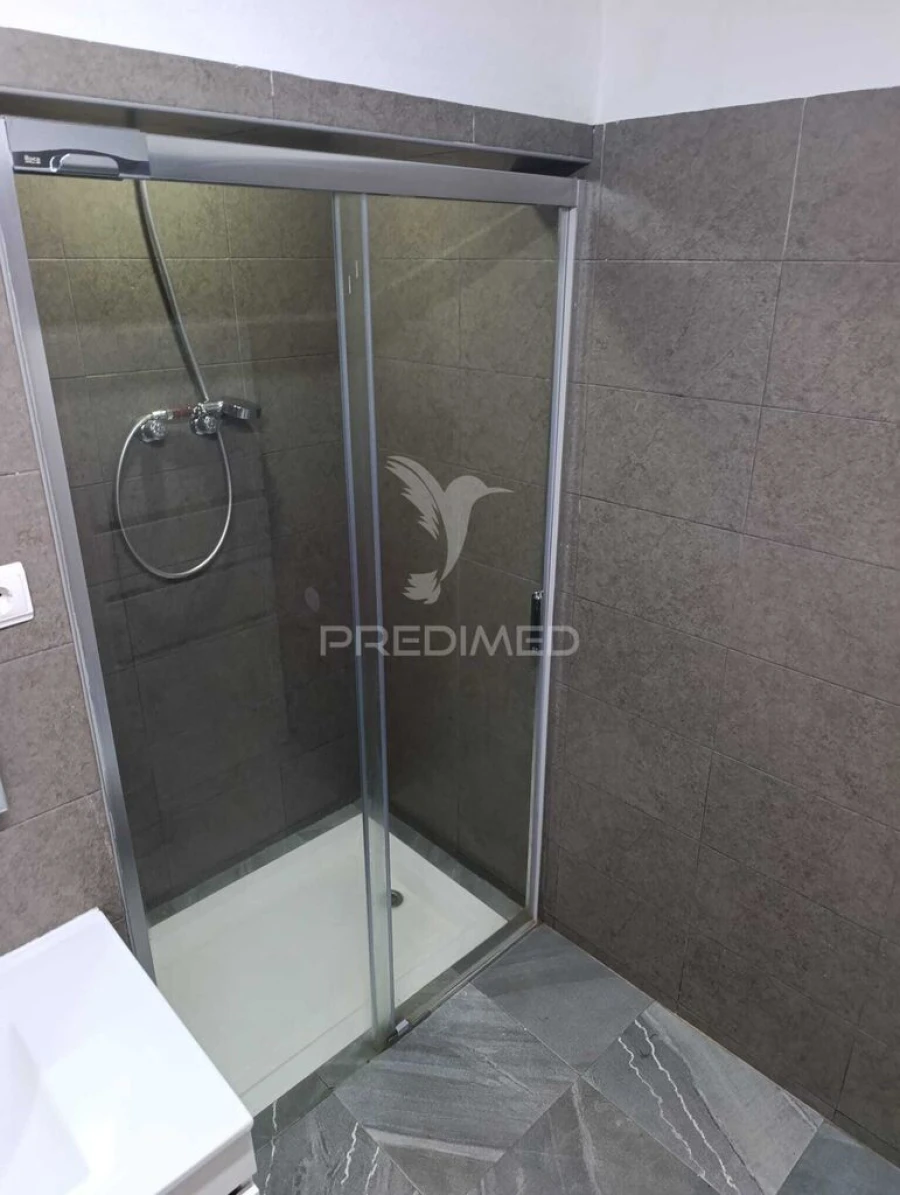 Moradia T4 para Venda em Barbacena e Vila Fernando Foto 4