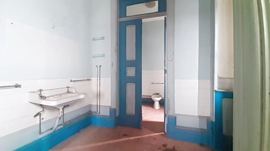 Moradia T5 para Venda em Torno