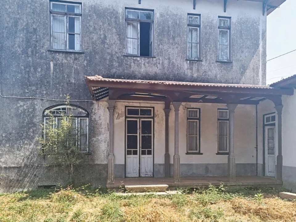 Moradia T5 para Venda em Torno Foto 3