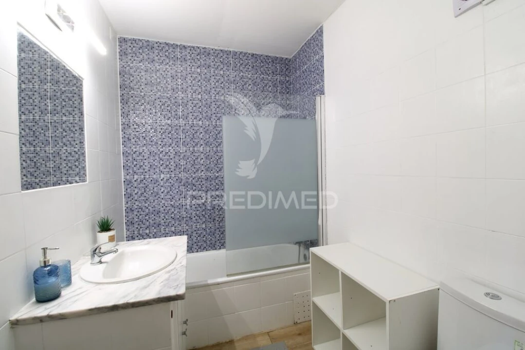 Apartamento T1 para Venda em Portimão Foto 13