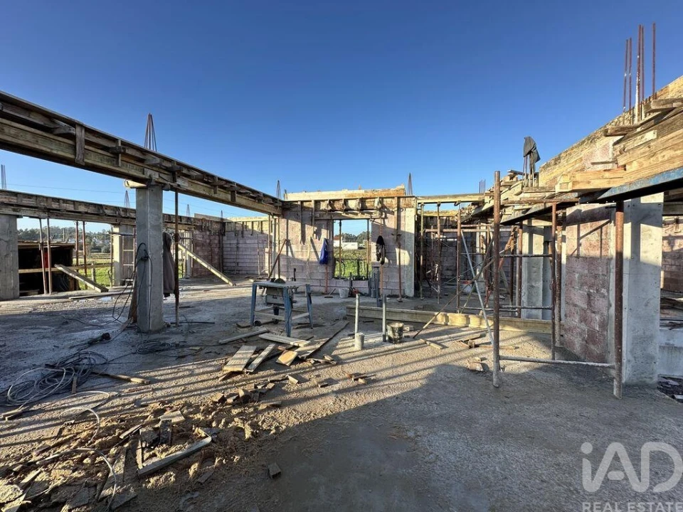 Moradia T3 para Venda em Perelhal Foto 10