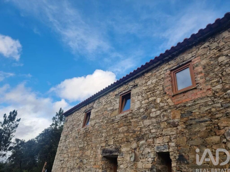 Moradia T3 para Venda em Cernache do Bonjardim, Nesperal e Palhais Foto 27