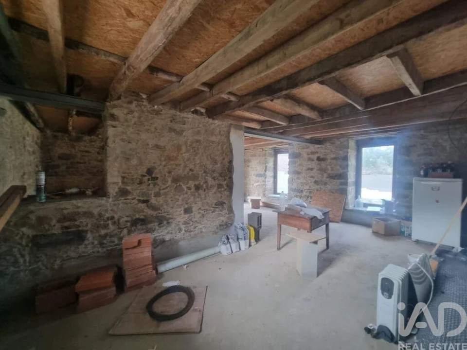 Moradia T3 para Venda em Cernache do Bonjardim, Nesperal e Palhais Foto 16