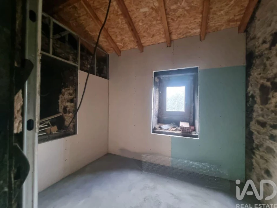 Moradia T3 para Venda em Cernache do Bonjardim, Nesperal e Palhais Foto 11