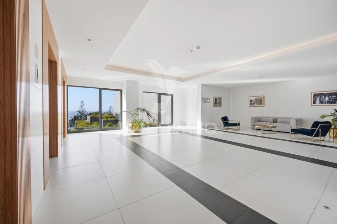 Apartamento T2 para Venda em São Martinho Foto 17