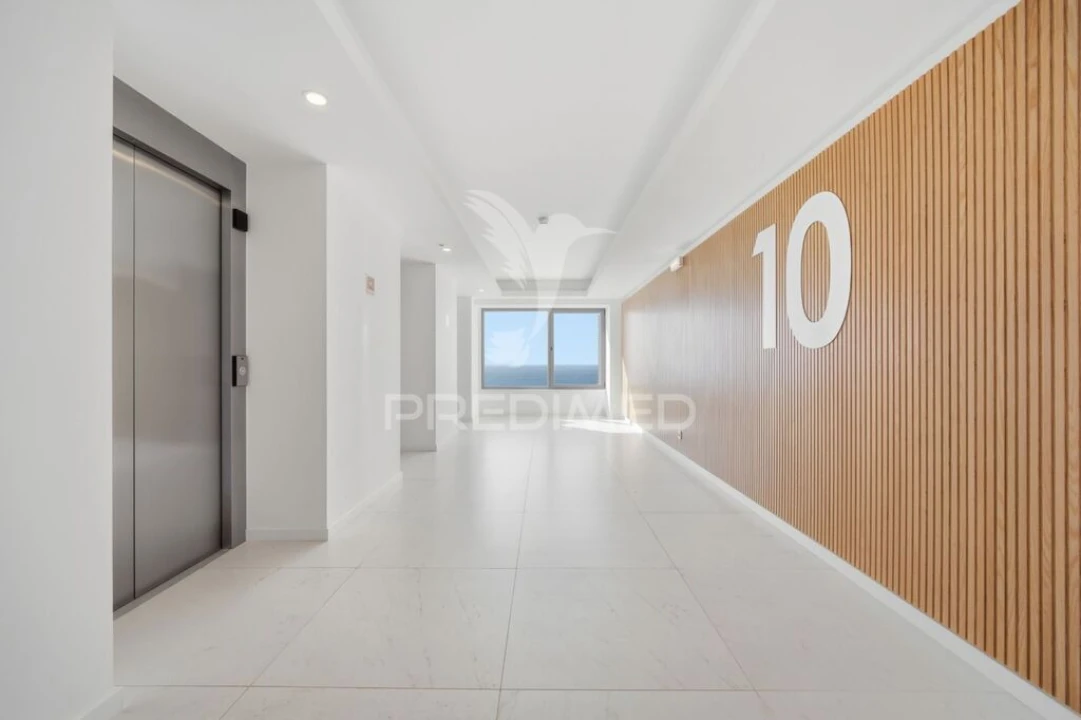 Apartamento T2 para Venda em São Martinho Foto 7