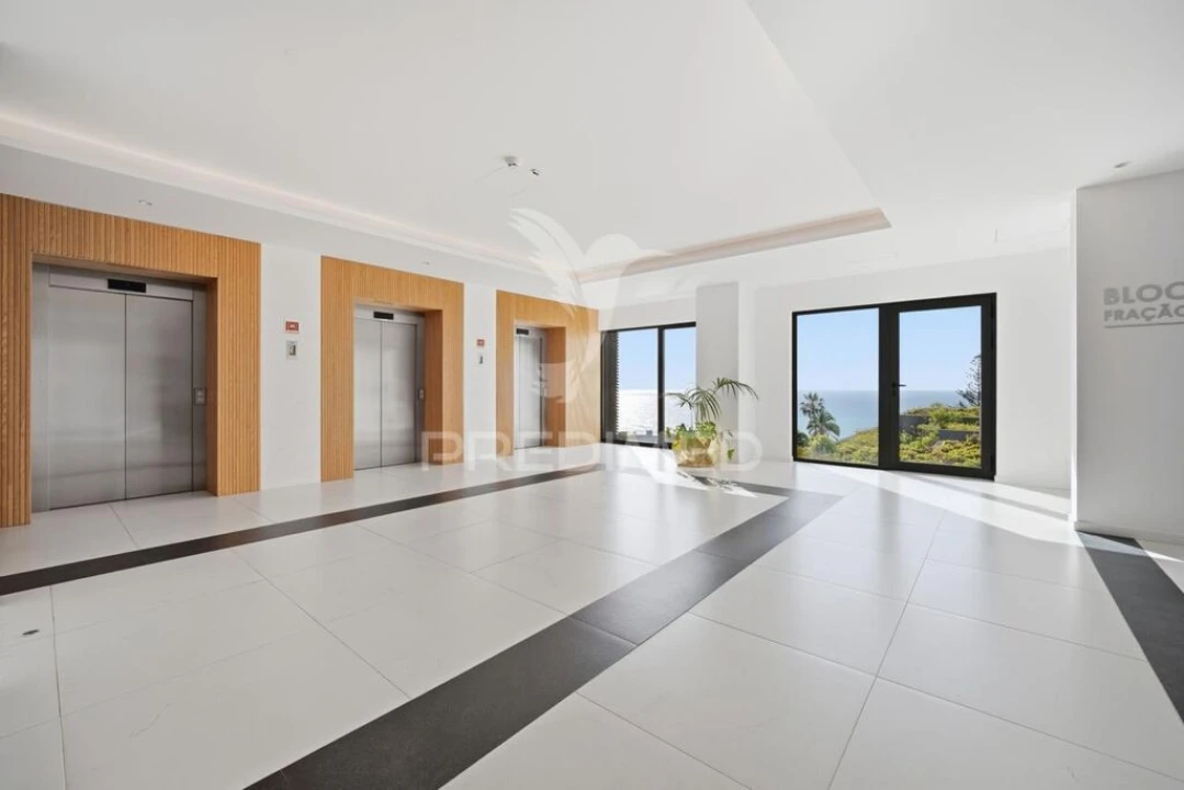 Apartamento T2 para Venda em São Martinho Foto 16