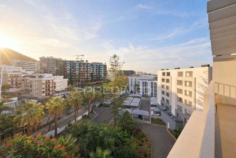 Apartamento T2 para Venda em São Martinho Foto 1