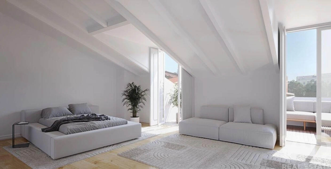 Apartamento T5 para Venda em Santo António Foto 14