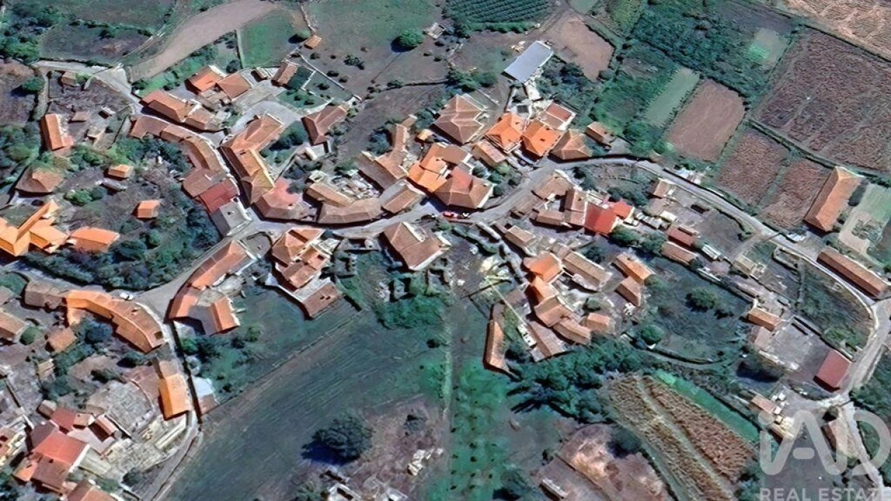 Terreno para Venda em Campia Foto 22