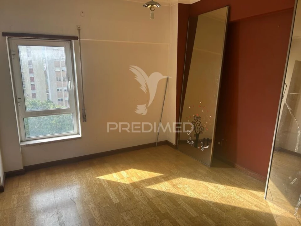 Apartamento T3 para Venda em Carregado e Cadafais Foto 10