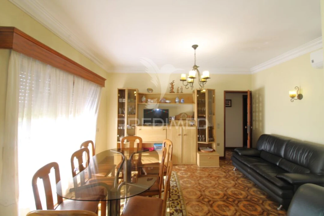 Moradia T4 para Venda em Coronado (São Romão e São Mamede) Foto 7