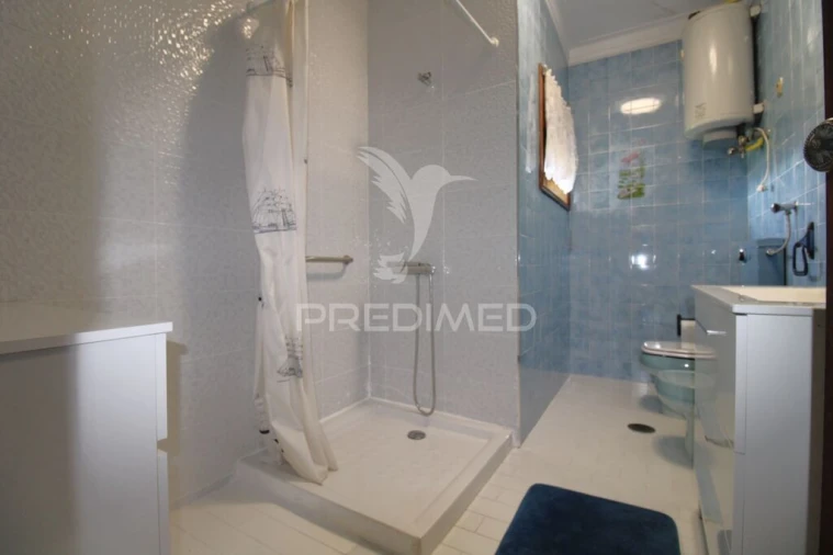 Moradia T4 para Venda em Coronado (São Romão e São Mamede) Foto 12