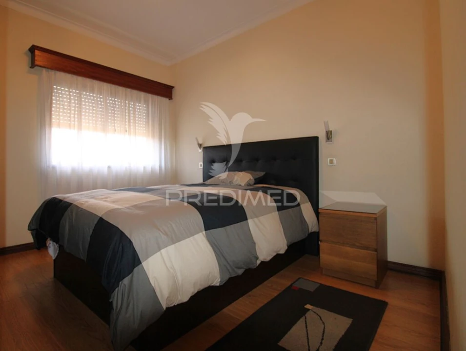 Moradia T4 para Venda em Coronado (São Romão e São Mamede) Foto 10