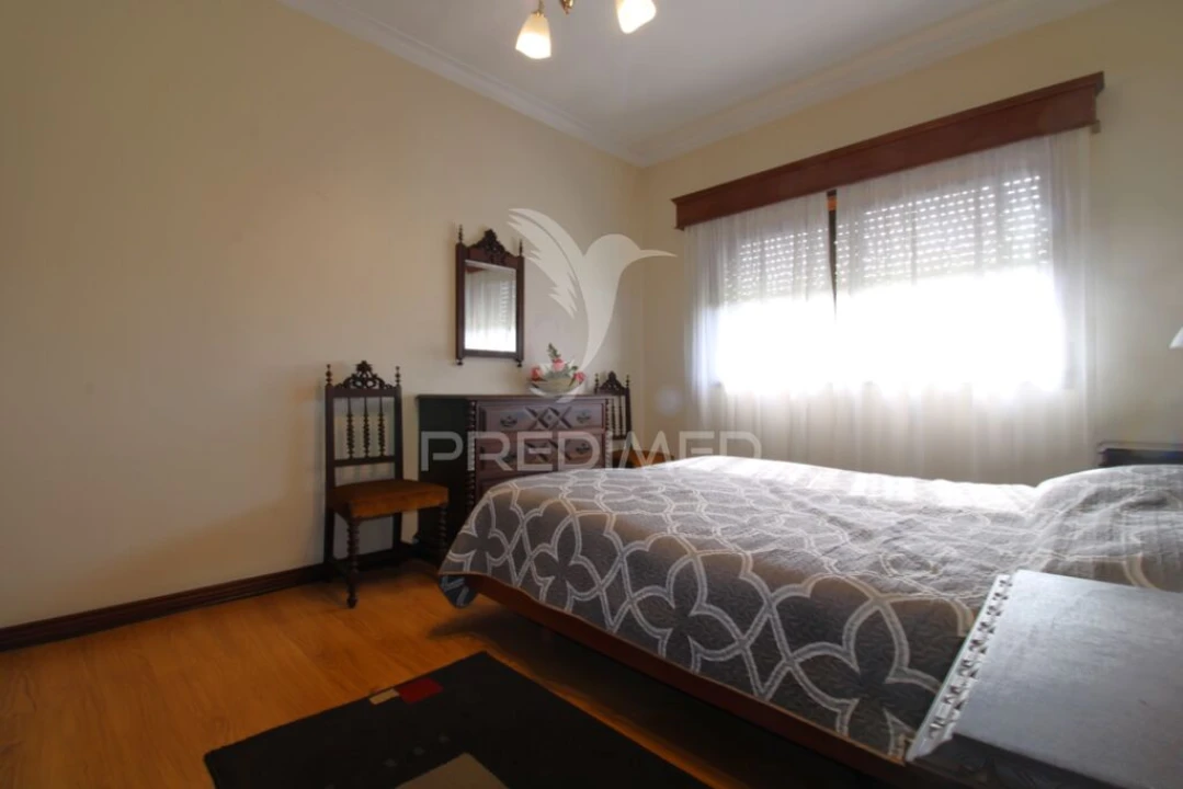 Moradia T4 para Venda em Coronado (São Romão e São Mamede) Foto 9